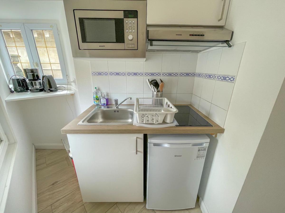 Studio Renove Avec Terrasse Et Vue Unique ! Καν Εξωτερικό φωτογραφία