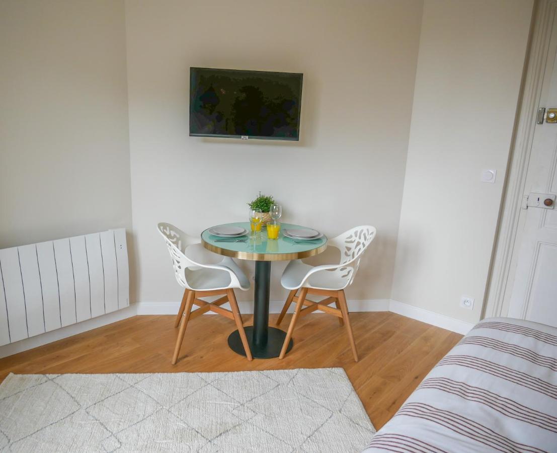 Studio Renove Avec Terrasse Et Vue Unique ! Καν Εξωτερικό φωτογραφία